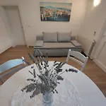 Daire Holiday apartment *